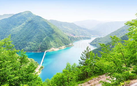 黑山pivsko jezero