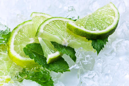 青柠片薄荷照片