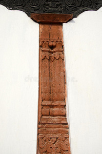 尼泊尔加德满都历史悠久的木雕墙饰