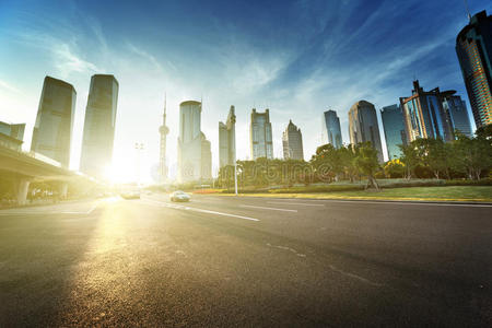 模糊 建筑 风景 市中心 天空 太阳 珍珠 空的 高速公路