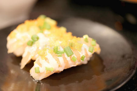 虾仁寿司。