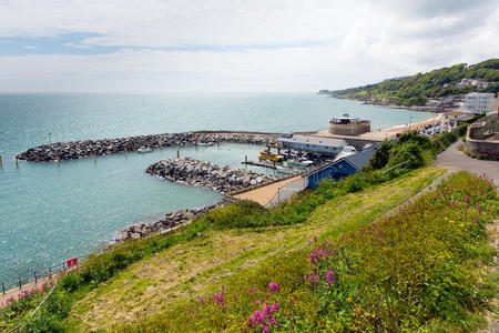 温特诺岛怀特岛南海岸的旅游小镇