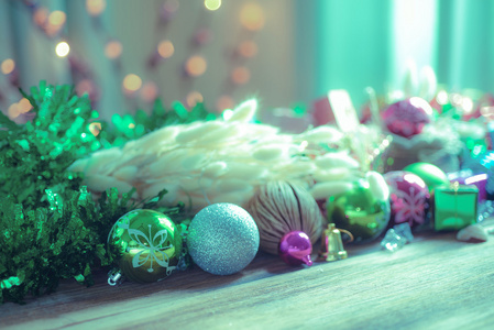 圣诞节和新年装饰木制背景图片
