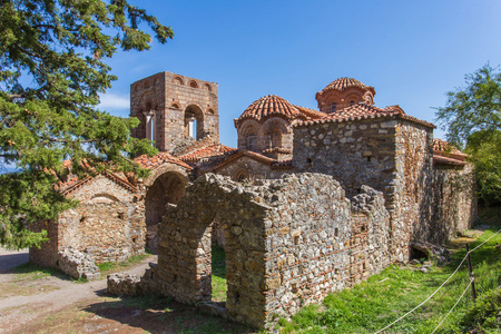 Mystras 中世纪城市，Peloponnes，希腊的拜占庭教堂