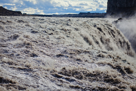 在冰岛 goddafoss 泡汤斯科加瀑布 skogarfoss 提瀑布 seljalandsfoss 冰岛瀑布景色美丽充满活力