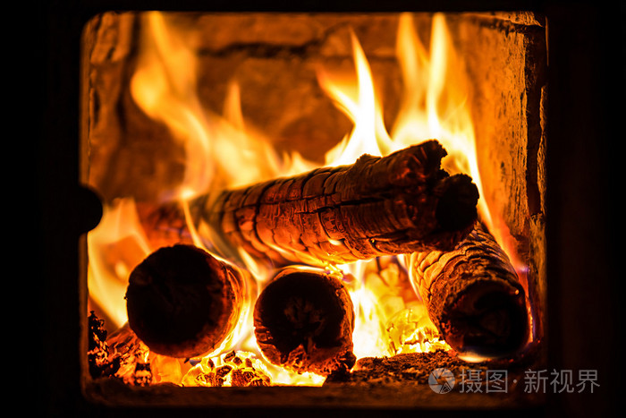 火的壁炉