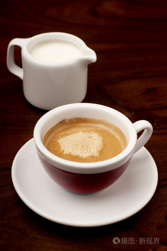 咖啡加牛奶