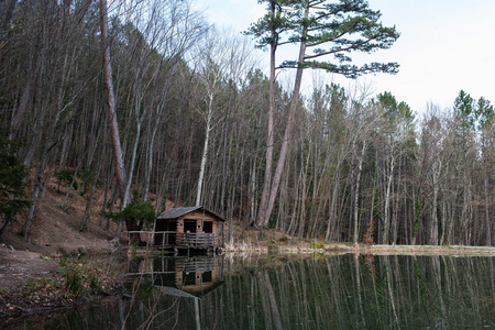 山中小屋中反射