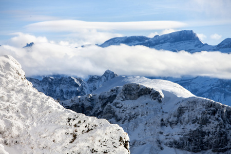 雪山顶