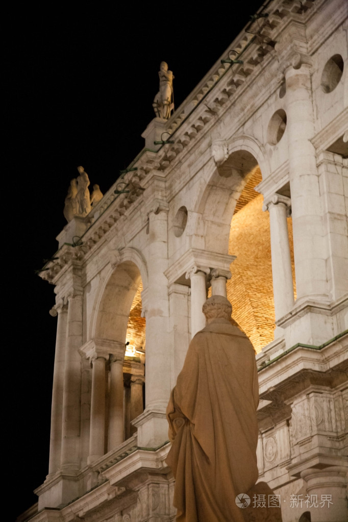 帕拉第奥和帕拉第奥式大教堂的雕像