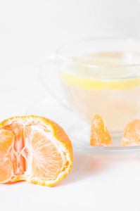橙色的普通话或橘水果和柠檬茶