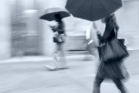 下雨天运动模糊