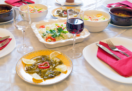 希腊沙拉用鸡蛋 奶酪和蔬菜