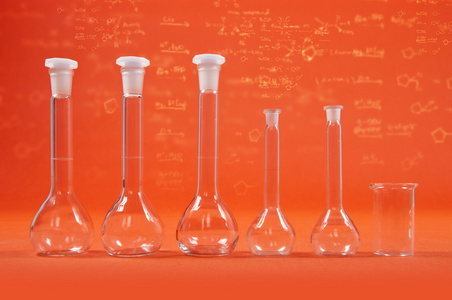 化学科学烧瓶上橙色背景