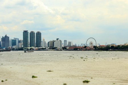 在泰国曼谷湄南河河岸上的 Asiatique 视图