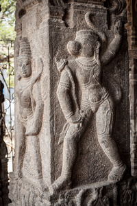 在 Varadaraja 寺的古代石刻