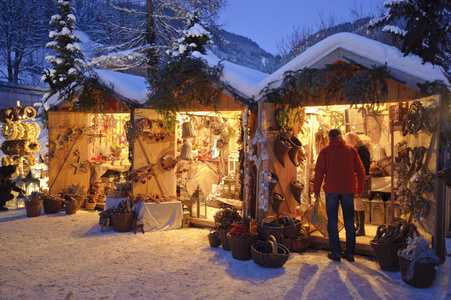 在巴伐利亚的浪漫圣诞市场。