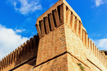 威尼斯人 Brisighella 的中世纪要塞