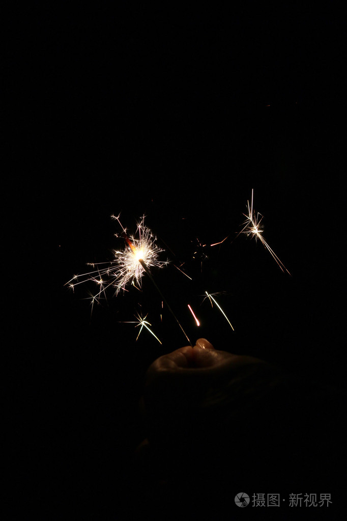 px发票合同问题/查看作者其他作品查看更多>烟花的手烟花的手烟花的手