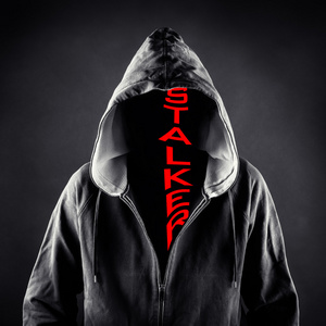跟踪者照片