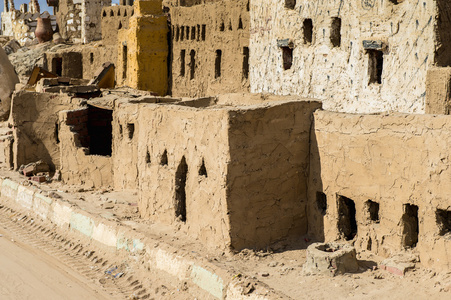 在埃及的巴哈绿洲拜维提镇的粘土模型
