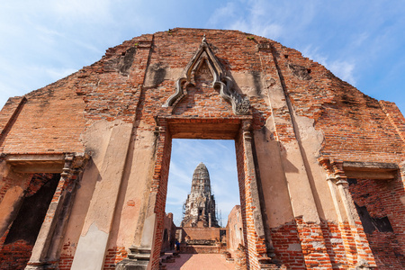 Wat Ratchaburana，在泰国大城府历史公园的一座佛教寺庙废墟