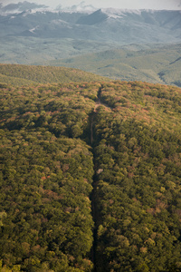 一山一岭