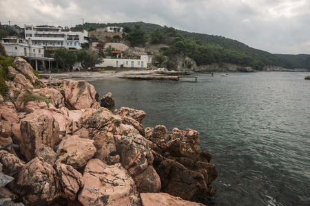 在希腊北部沿岸风景如画斯基罗斯