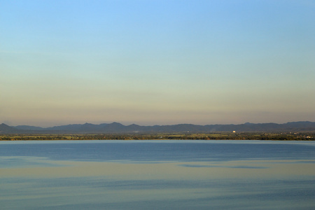 pa sak 河与山, lloburi, 泰国