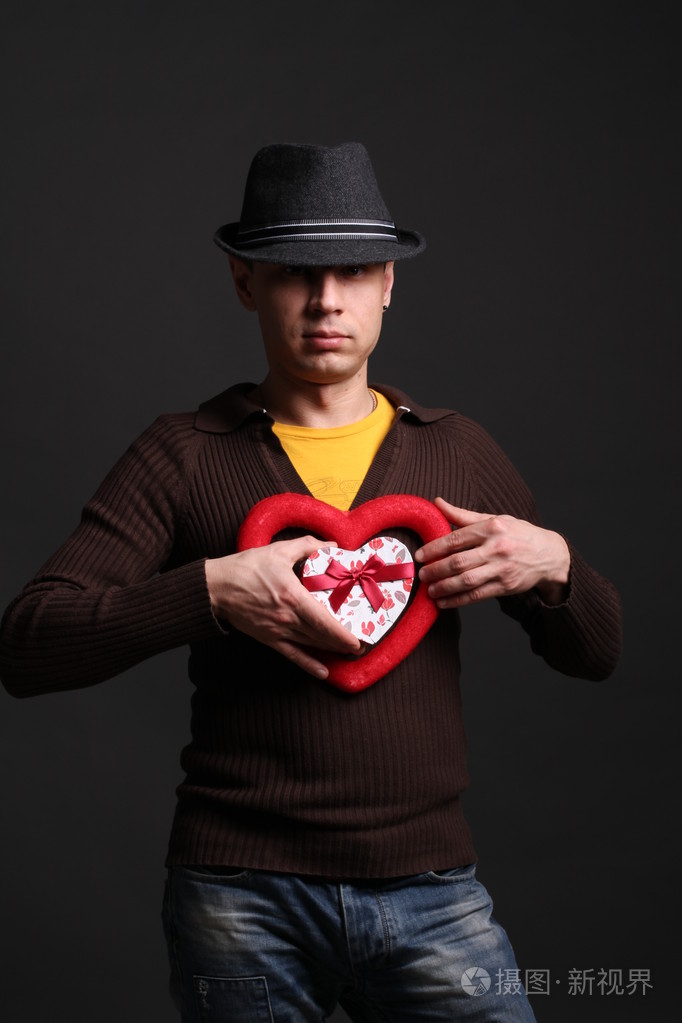 男人的心心和礼物,情人节主题