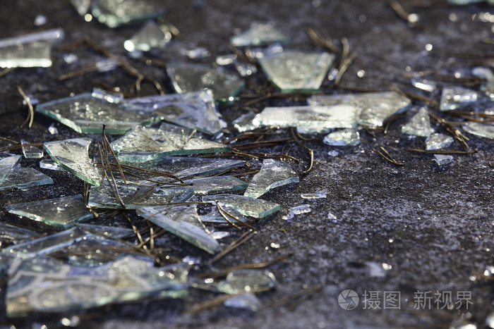 作为碎片或在组上的白色玻璃缸背景