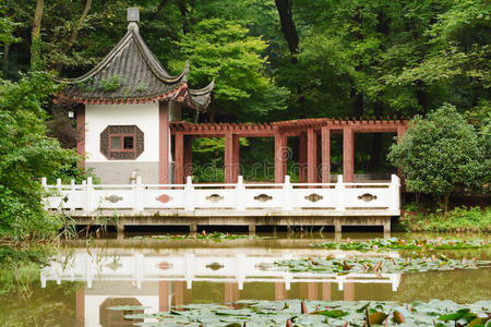 亭台水榭图片