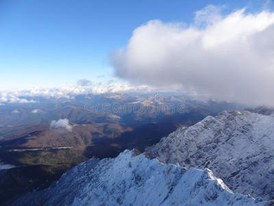 云山天间