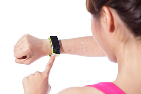 健康运动女性佩戴智能手表