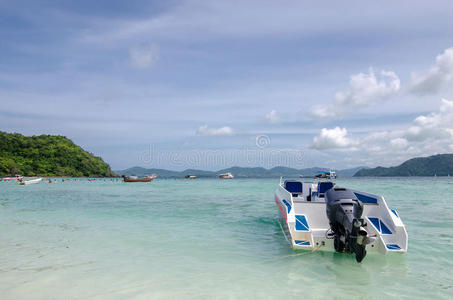 普吉岛美丽的大海和海滩