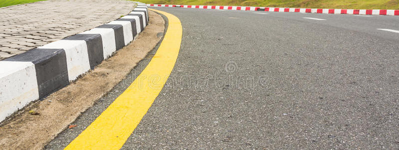 黄色条纹沥青路面结构