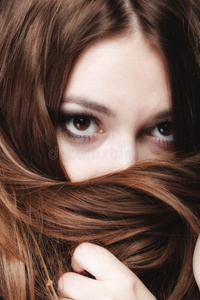 遮住脸图片-遮住脸素材-遮住脸插画-摄图新视界