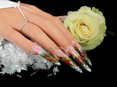 婚礼的指甲设计