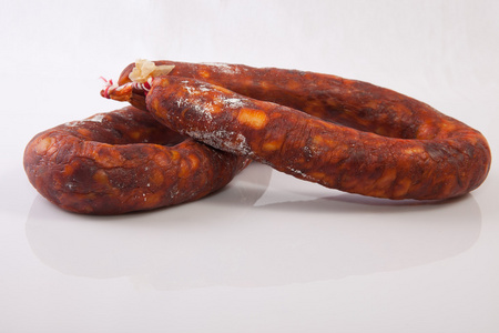 红色的固化的 chorizos