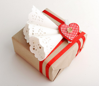 精美的礼品盒特写。情人节的概念