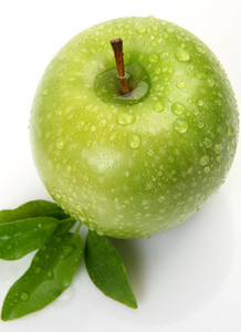 绿色熟透的苹果