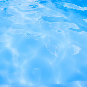 蓝色泳池起波纹水详细