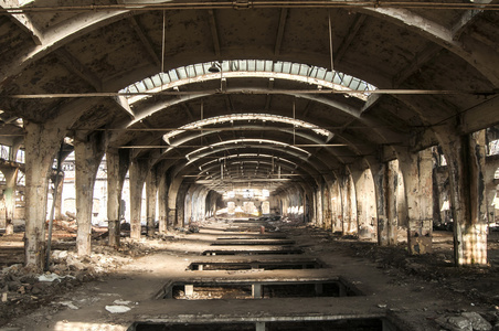 被遗弃的铁路工厂