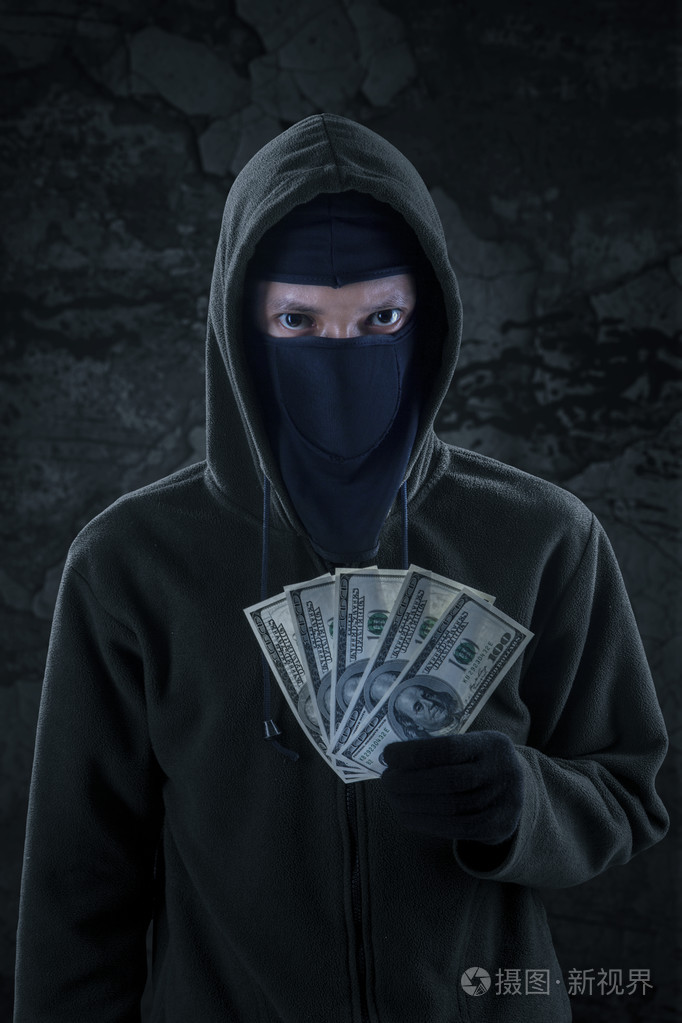 强盗持有偷来的钱