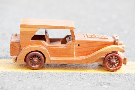 木制玩具复古车