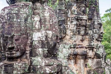 古戎寺在吴哥窟的面孔，柬埔寨，暹粒