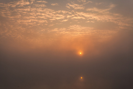 日出雾湖