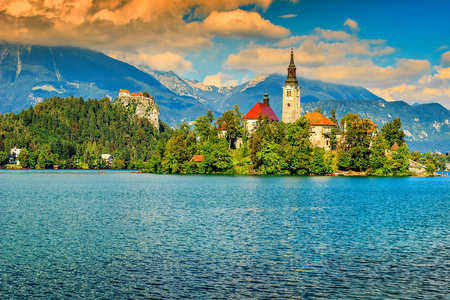 令人惊叹的全景与斯洛文尼亚布莱德湖，欧洲