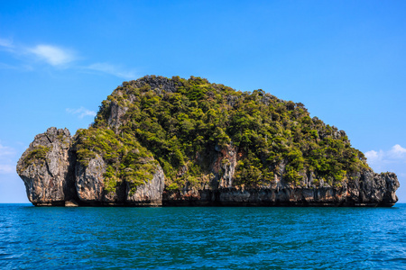 自然岛和没人海景象图片