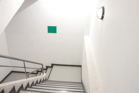 应急楼梯建设图片